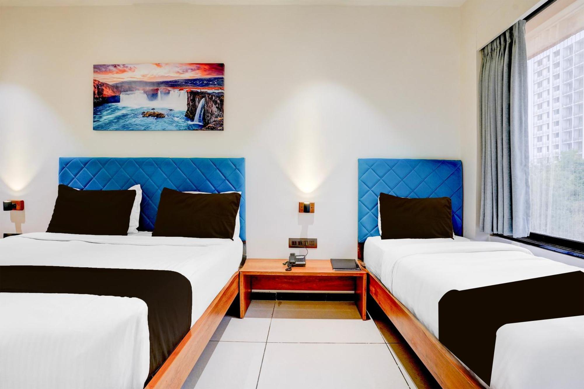 Palette- Siddharth Inn Gandhinagar Eksteriør billede