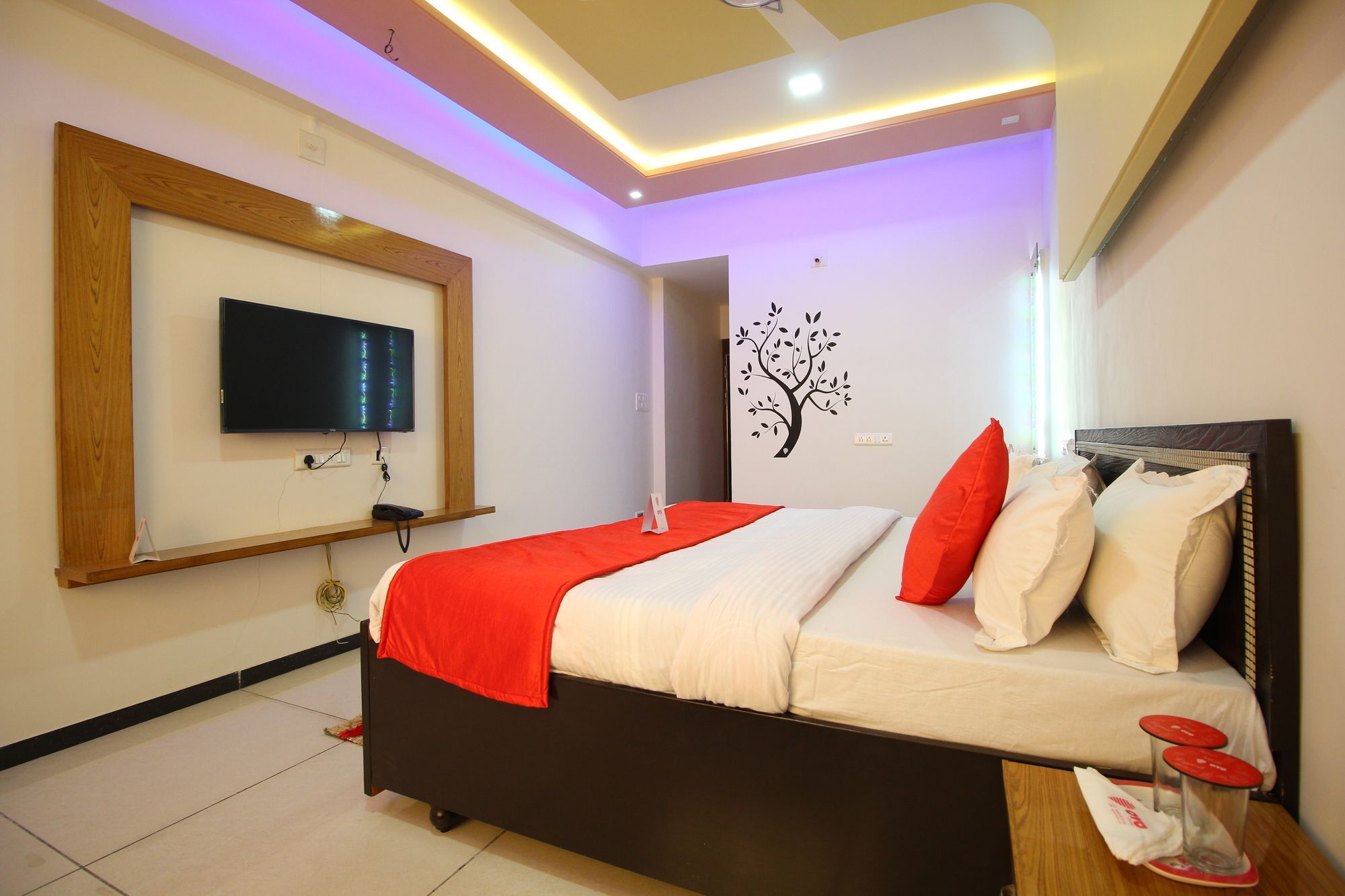 Palette- Siddharth Inn Gandhinagar Eksteriør billede